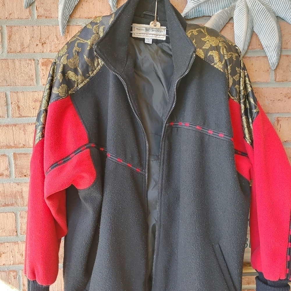 MAGGIE LAWRENCE WARM COAT JACKET SIZE LARGE